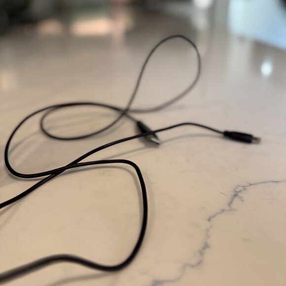 Seagate GoFlex Desk External Hard Drive - Picture 4 of 6